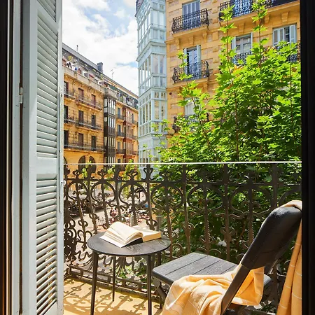 Heart Of Midtown ⎮⎮ 5 Balconies⎮⎮walk Score 99 Apartment