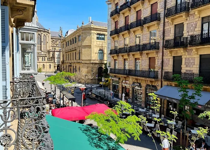 Heart Of Midtown ⎮⎮ 5 Balconies⎮⎮walk Score 99 サン・セバスティアン